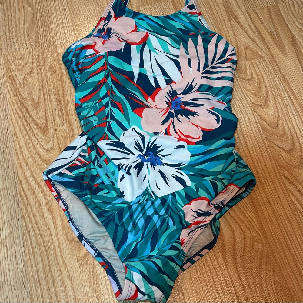 Kona Sol one piece swimsuit small‎